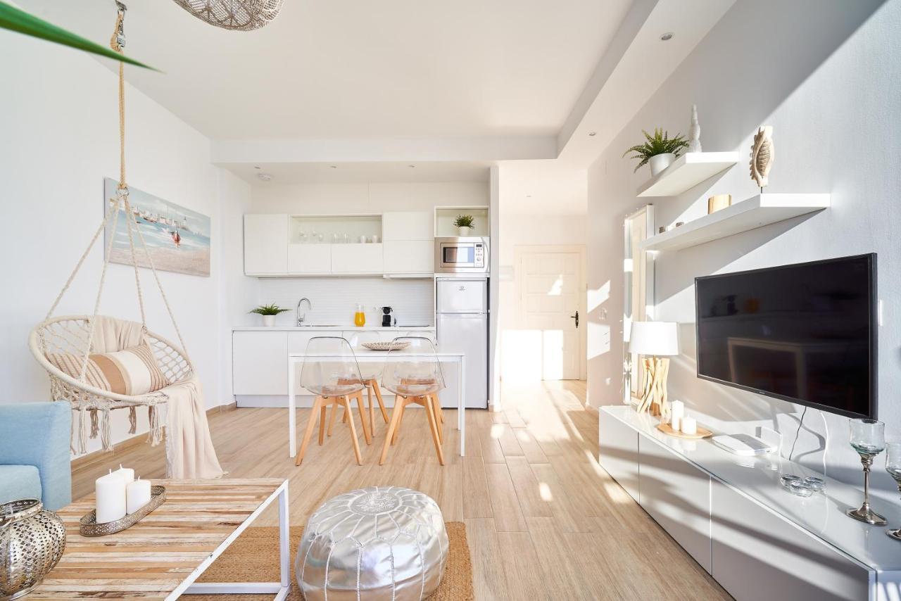 Sunset Beach Charming Apartment With Jacuzzi Torremolinos Esterno foto