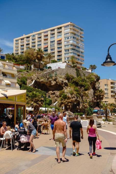 Sunset Beach Charming Apartment With Jacuzzi Torremolinos Esterno foto