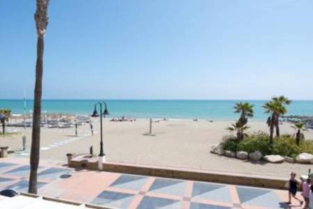 Sunset Beach Charming Apartment With Jacuzzi Torremolinos Esterno foto
